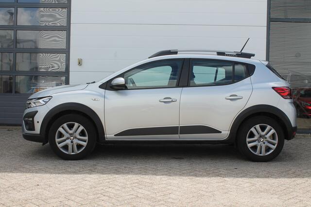 Dacia SANDERO Stepway 1.0 TCe 100 PK Bi-Fuel Comfort | Trekhaak | Dode hoek sensoren | Camera achter | NAVI | Apple car play |