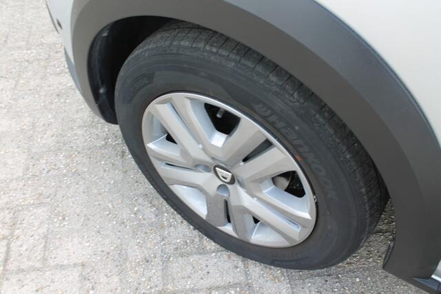 Dacia SANDERO Stepway 1.0 TCe 100 PK Bi-Fuel Comfort | Trekhaak | Dode hoek sensoren | Camera achter | NAVI | Apple car play |