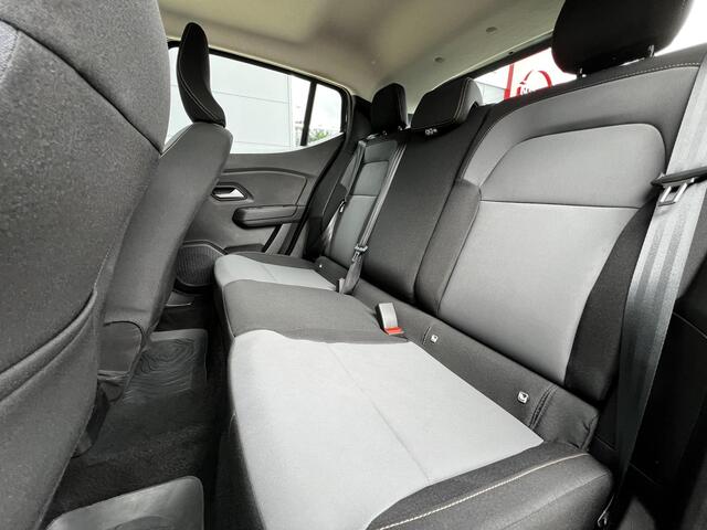 Dacia SANDERO Stepway 1.0 TCe 90 Extreme | Automaat | Schuifdak | Stoelverwarming | Achteruitrijcamera |