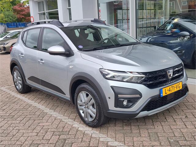 Dacia SANDERO Stepway 1.0 TCe 90 COMFORT AUTOMAAT Dodehoeksensoren | Navi | Keyless