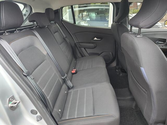 Dacia SANDERO Stepway 1.0 TCe 90 COMFORT AUTOMAAT Dodehoeksensoren | Navi | Keyless