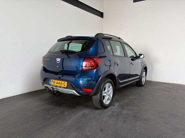 Dacia SANDERO 0.9 TCe SL Stepway. Trekhaak!
