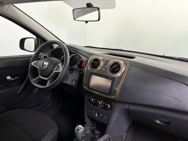 Dacia SANDERO 0.9 TCe SL Stepway. Trekhaak!