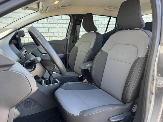 Dacia SANDERO Stepway 1.0 TCe 110 Extreme | Navigatie | Achteruitrijcamera | All-Season Banden | Apple CarPlay / Android Auto |