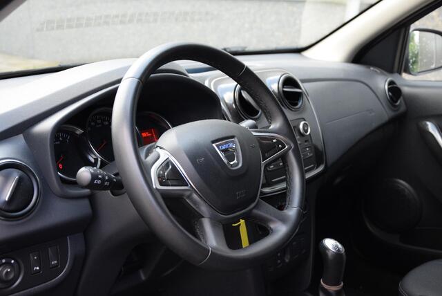Dacia SANDERO 0.9 TCe Laureate | RIJKLAARPRIJS!! | Dealer onderhouden & NL-auto | Trekhaak |