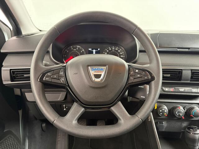Dacia SANDERO 1.0 TCe 90 Essential. Trekhaak!