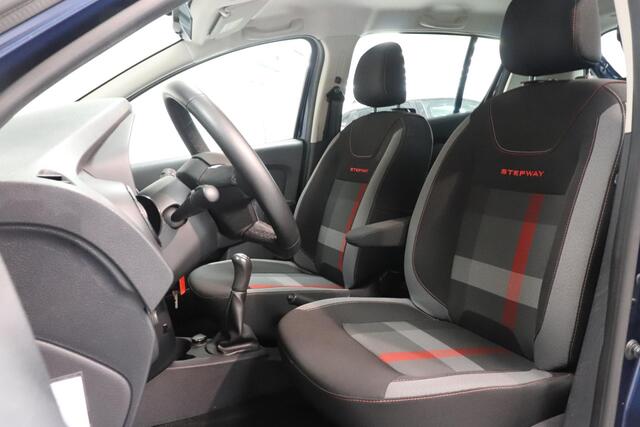 Dacia SANDERO 0.9 TCe Tech Road | Camera | Climate control | Navigatie | Trekhaak | Cruise control |