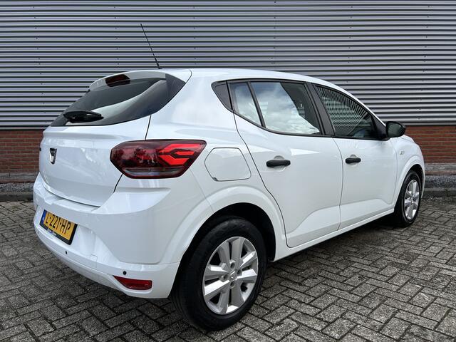 Dacia SANDERO 1.0 TCe 90 Essential | Airco | Lage kmstand | Cruise control | Goed onderhouden | Nette auto |