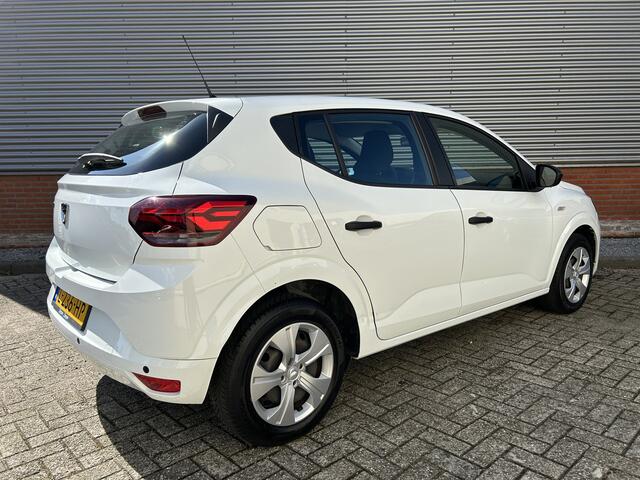 Dacia SANDERO 1.0 TCe 90 Essential | Airco | Parkeersensoren | Cruise Control | Goed onderhouden |