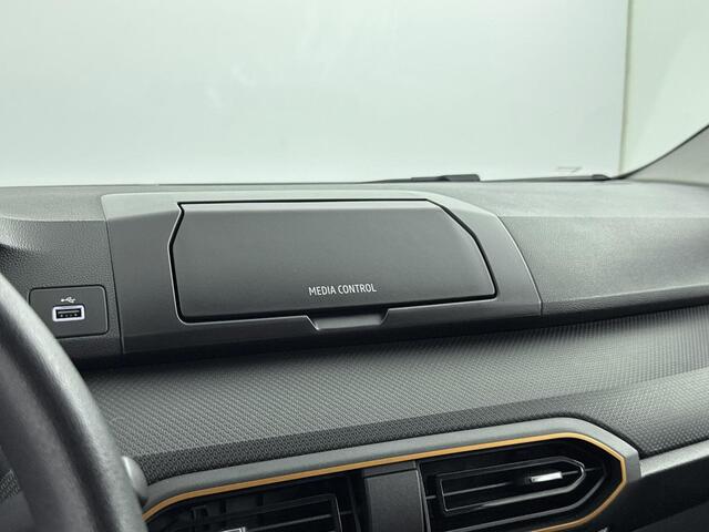 Dacia SANDERO 1.0 TCe ECO-G Essential 100PK | Trekhaak | Parkeersensoren | Cruise Control | Airconditioning