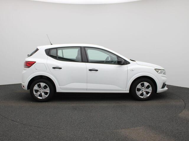 Dacia SANDERO 1.0 TCe 90 Essential | PDC Achter | Airconditioning | Armsteun | LED-Verlichting | Cruise Control & Snelheidsbegrenzer | DAB-Radio | Centrale Vergrendeling | Orig. NL