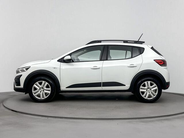 Dacia SANDERO Stepway 1.0 TCe 100 Pk ECO-G Expression | Navigatie | Airco | Apple Carplay/Android | Cruise Control & Snelheidsbegrenzer | Bluetooth Telefoonvoorbereiding | Parkeersensoren Achter |