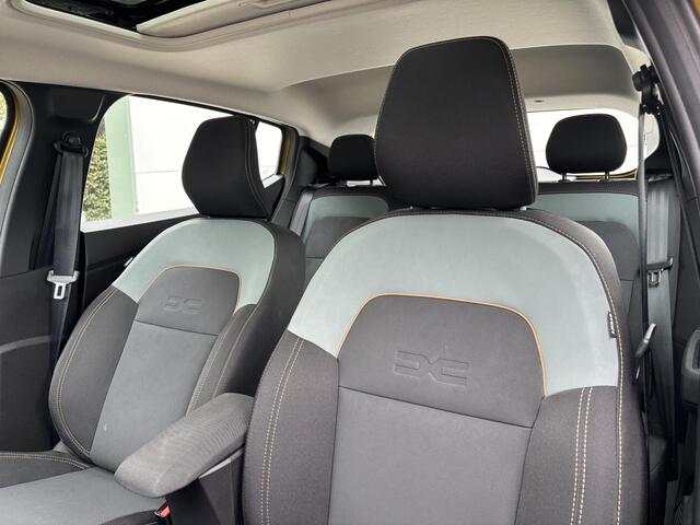 Dacia SANDERO Stepway 1.2 Eco-G 120 extreme | Schuif/Kantel-Dak | Stoelverwarming | 360° Camera | Navigatie |