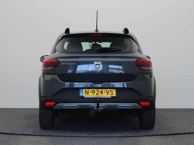 Dacia SANDERO Stepway TCe 90pk Comfort | Trekhaak | Achteruitrijcamera | Navigatie |