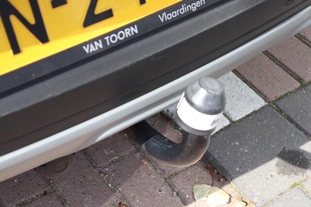 Dacia SANDERO Stepway Automaat. 1.0 TCe 90 Comfort Trekhaak, dode hoek sensoren.