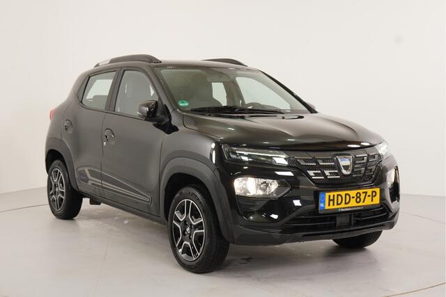 Dacia Spring Comfort Plus 27 kWh | Parkeercamera | Navigatie | Bluetooth |