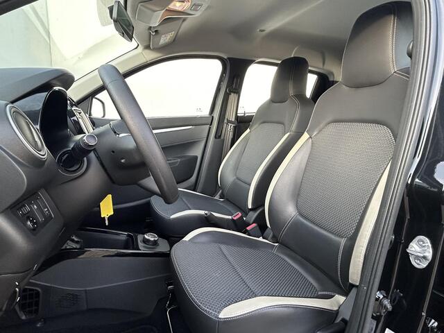 Dacia Spring Expression 27 kWh Automaat / Navigatie / SoH Accu 94% / Achteruitrijcamera / Android Auto/Apple Carplay