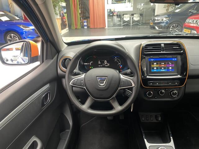 Dacia Spring Comfort+ (Orange p.) [ APPLE CARPLAY & ANDROID AUTO I CAMERA & N