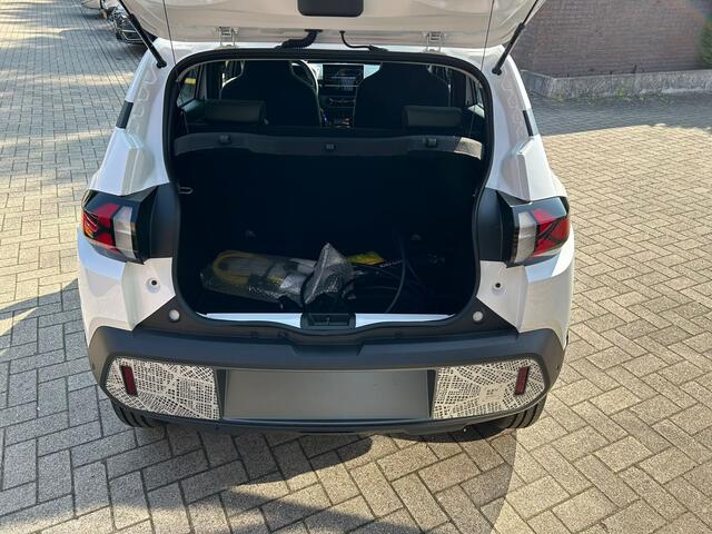 Dacia Spring Extreme 65 26.8 kWh/ Cruise controle/Parkeer sensoren en camera achter