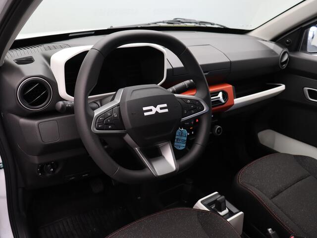 Dacia Spring Expression Electric 65 | Cruise Control met snelheidsbegrenzer | ISOFIX-bevestigingssysteem voor kinderzitjes op de buitenste zitplaatsen achter | Parkeersensoren achter met sonische weergave