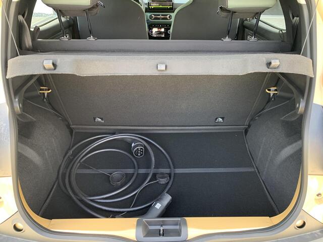 Dacia Spring Expression 65 26.8 kWh | Achteruitrijcamera | Navigatie | Apple Carplay