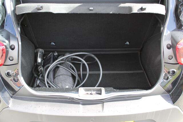 Dacia Spring Comfort Plus 27 kWh | CAMERA | PARKEERSENSOREN | CRUISE CONTROL | AIRCONDITIONING | APPLE CARPLAY