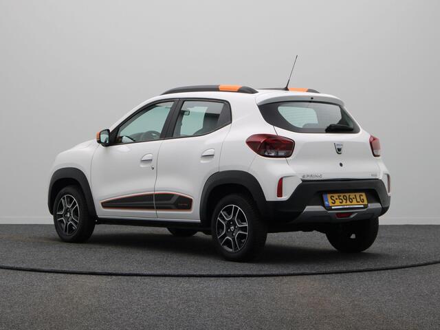 Dacia Spring Comfort Plus (Orange Pack) 27 kWh | Accu Score 92% | Achteruitrijcamera | Navigatie | CCS snelladen | Apple carplay |