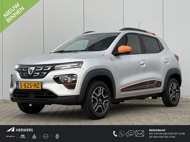 Dacia Spring Comfort Plus (Orange Pack) 27 kWh / Airco / Navigatie / Achteruitrijcamera / Lederen bekleding /