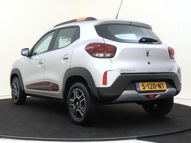 Dacia Spring Comfort Plus (Orange Pack) 27 kWh | Full Map Navi | Camera |