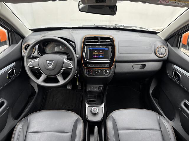 Dacia Spring Expression 27 kWh Automaat / SOH Accu 93% / Lederen Bekleding / Camera / Parkeersensoren Achter / Airco /