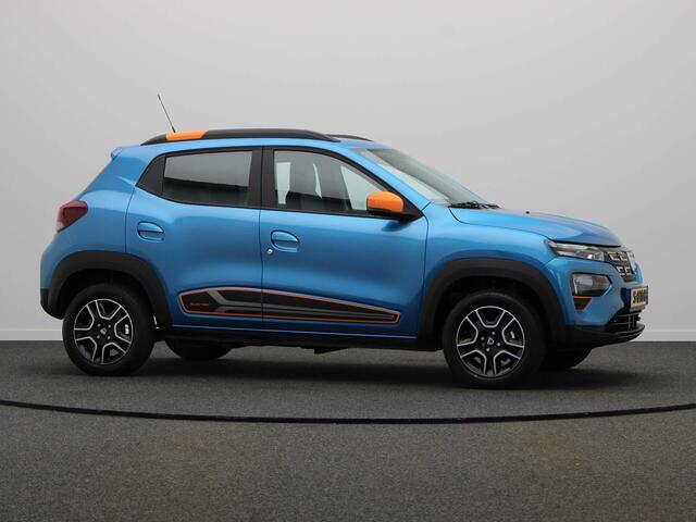 Dacia Spring Comfort Plus 27 kWh | Achteruitrijcamera | Lederen Bekleding | Apple Carplay & Android Auto | Navigatie |