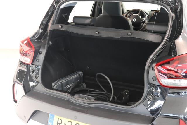 Dacia Spring Comfort Plus 27 kWh | Camera | Navigatie | SoH 92% | Airco |