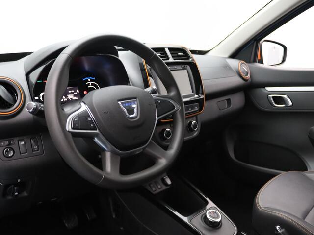 Dacia Spring Comfort Plus 27 kWh Airco | Camera | Carplay | Parkeersens. achter