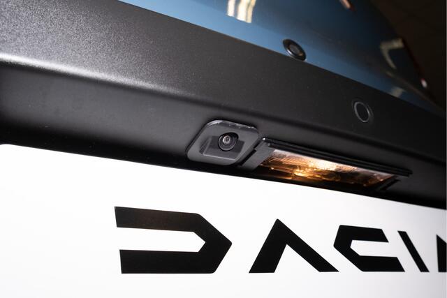 Dacia Spring Extreme 65 PK 27 kWh | Snellader 30 KW | camera achter | Apple car play | State Blue | NAVI |