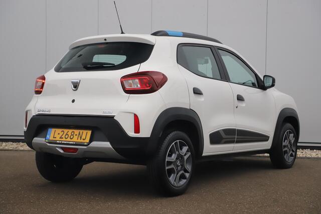 Dacia Spring Business 27 kWh Automaat Leder Navigatie Camera Airco Cruise 14 inch LMV Elektrische Ramen