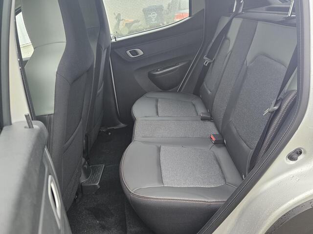 Dacia Spring Extreme 100PK / NIEUWE DACIA SPRING MET 100PK! / Achteruitrijcamera / Draadloze Carplay & Android Auto / Cruise Control / Elektrisch Bedienbare Ramen V+A / LED Verlichting / 10'' Multimediasysteem /