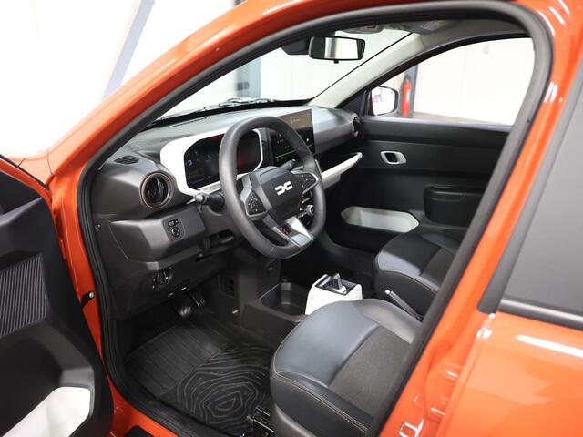 Dacia Spring Extreme 65PK 26.8 kWh | 1ste eigenaar | AppleCarPlay/AndroidAuto | ACCURAPPORT 97% | Airco | Navigatie | Cruise Control | Camera | DAB Radio | Isofix | Parkeersensoren |