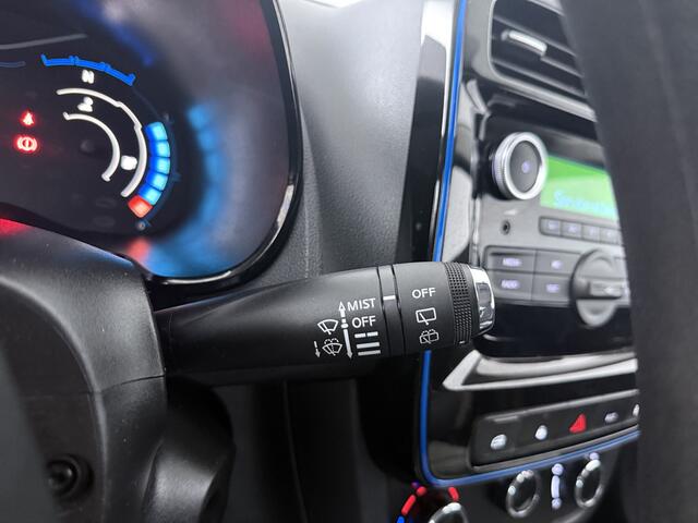 Dacia Spring Comfort 27 kWh WLTP actieradius ± 220 - 230 km Laadtijd AC van 0% tot 100% in 04:51 Laadtijd DC van 0% tot 80% in 00:56 WORDT VERWACHT Locatie Mazda RIJEN Adres: Parallelweg 49, 5121 LD Rijen