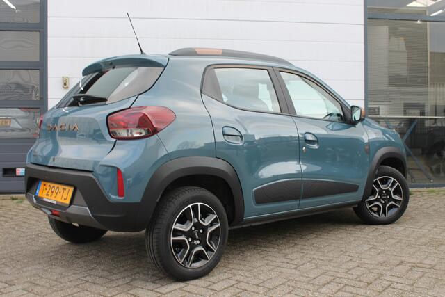 Dacia Spring Extreme 65 PK 27 kWh | Snellader 30 KW | camera achter | Apple car play | State Blue | NAVI |