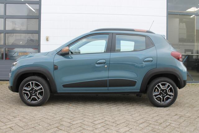 Dacia Spring Extreme 65 PK 27 kWh | Snellader 30 KW | camera achter | Apple car play | State Blue | NAVI |
