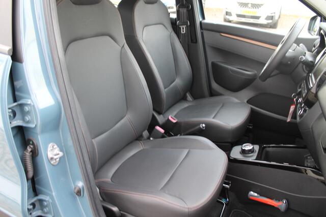 Dacia Spring Extreme 65 PK 27 kWh | Snellader 30 KW | camera achter | Apple car play | State Blue | NAVI