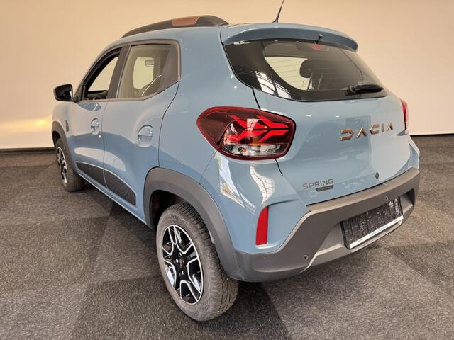 Dacia Spring 65 Extreme 27 kWh SOH 95% Car play Cruise control Camera Airco