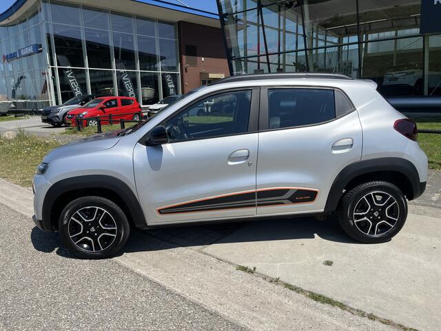 Dacia Spring Comfort Plus (Orange Pack) 27 kWh / Camera / Navigatie / Airco /