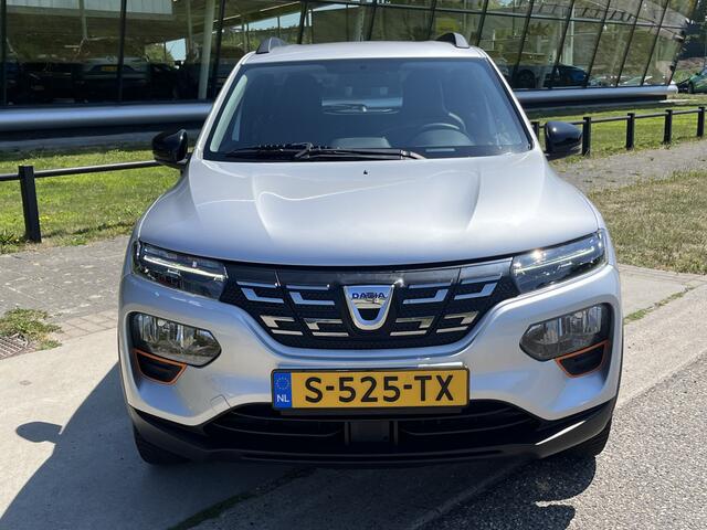 Dacia Spring Comfort Plus (Orange Pack) 27 kWh / Camera / Navigatie / Airco /