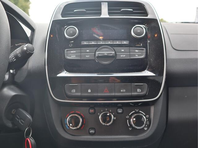 Dacia Spring Expression 27 kWh | LM velgen | Airco | Dakrails | ZEER MOOI | WEINIG KILOMETERS