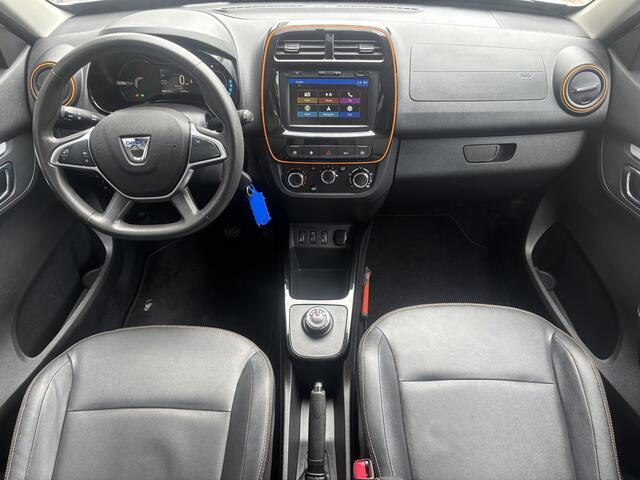 Dacia Spring Comfort Plus 27 kWh / 1e Eigenaar / Dealer Onderhouden / NL Auto / 92% SOH /Navigatie / Airco / Achteruitrijcamera /