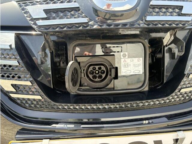 Dacia Spring Comfort Plus 27 kWh (SOH 92,8%) | Airco | Camera achter | Ramen en spiegels voor elektrisch bedienbaar |
