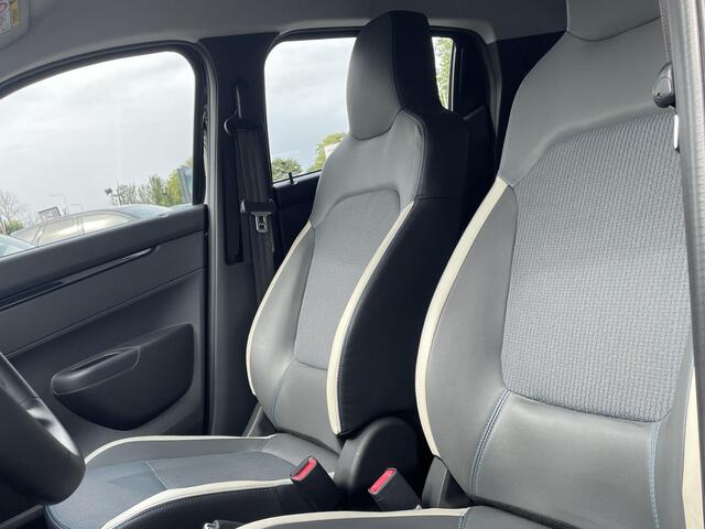 Dacia Spring Comfort Plus (Orange Pack) 27 kWh | CAMERA | SOH 92% | SENSOREN | AIRCO | CRUISE