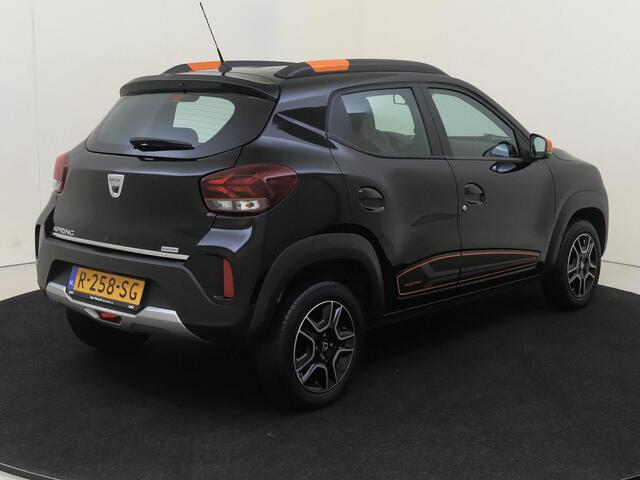 Dacia Spring Comfort Plus 27 kWh | Leder | bluetooth | airco