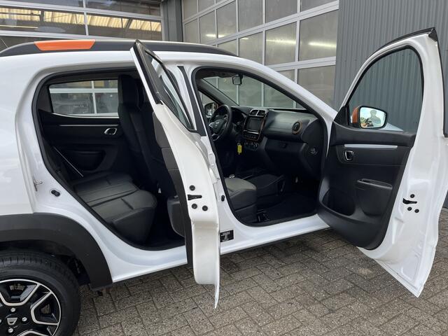 Dacia Spring Comfort Plus 27 kWh Airco Cruise controle Telefoonverbinding Navigatiesysteem Oplaadkabel Stuurwielbediening